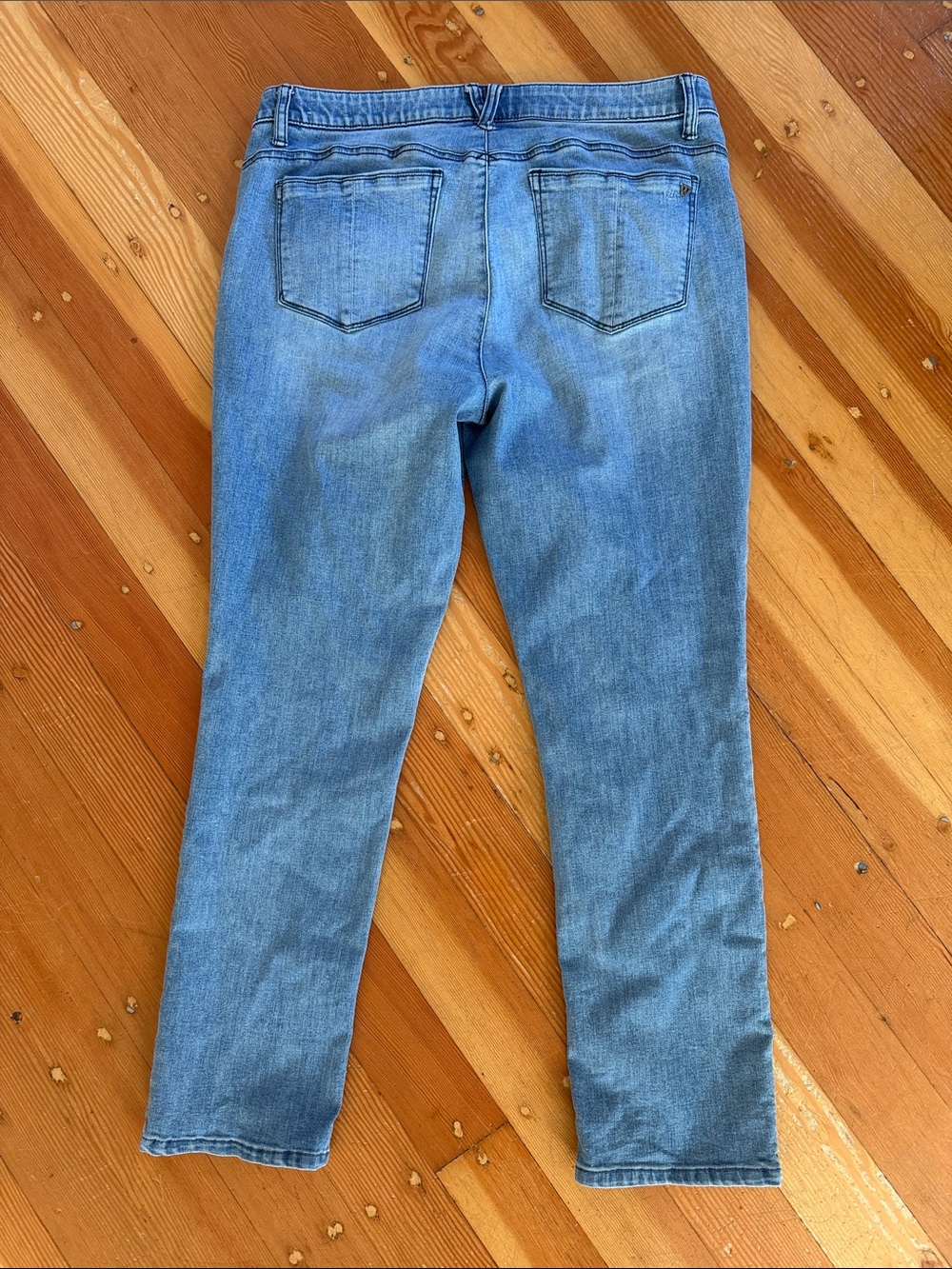 Wit & Wisdom ab-solution Slimming Jeans 14 - Picture 6 of 7